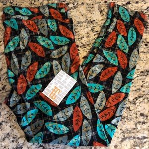 LuLaRoe TC Leaf Leggings